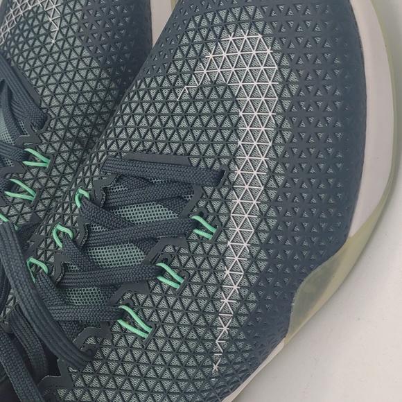 Nike air zoom strong Sz 8 green Cut Velcro straps modified running shoe athletic - Picture 2 of 10